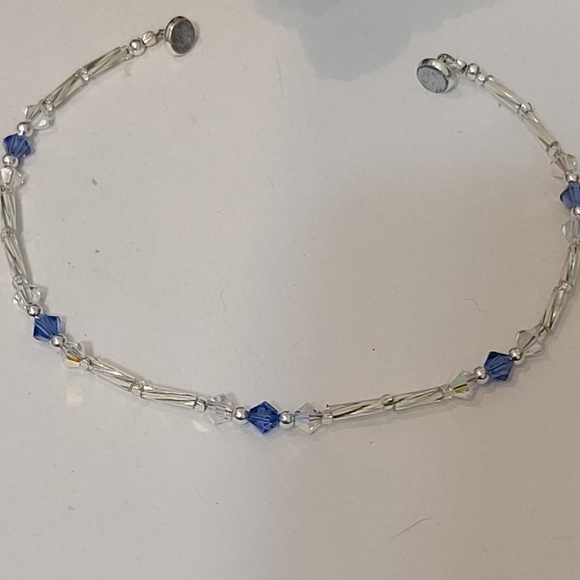 Blue Clear crystal bracelet magnetic closure - Picture 3 of 5